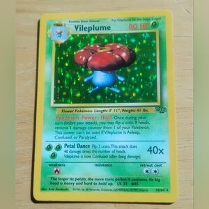 LP WOTC Holo Vileplume 15/64 Jungle Set Pokemon Card